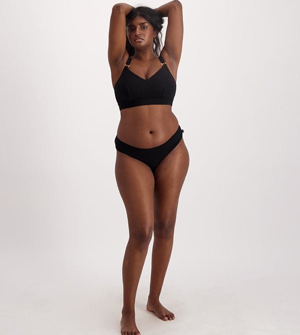 Brassiere mina storm sale