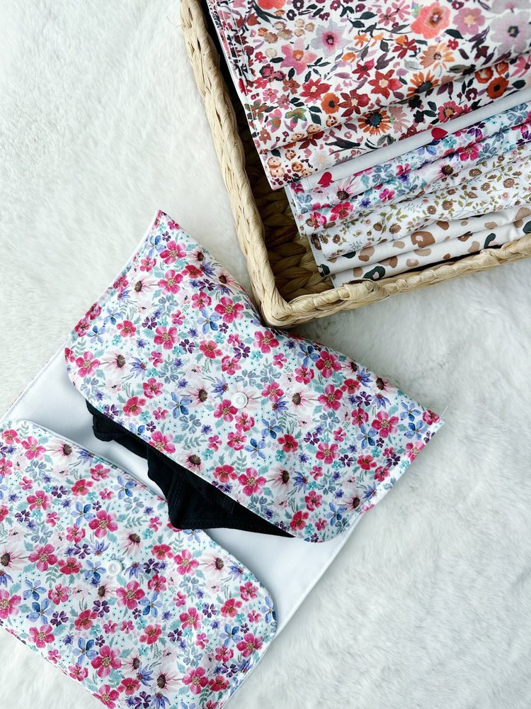 Pochette pour Culottes Menstruelles & Serviettes Hygiéniques Lavable - Coloris au Choix
