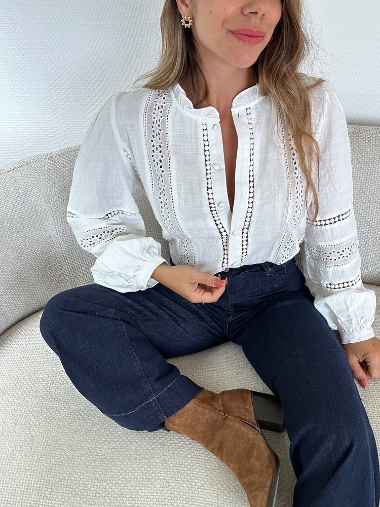 Blouse à Broderies Colombe